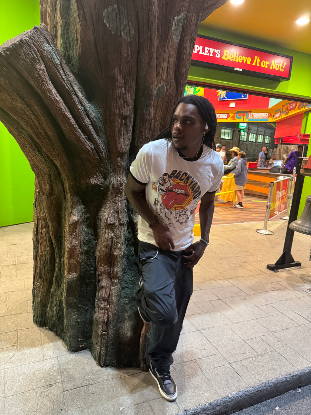 Black Collar Freestyle Tees